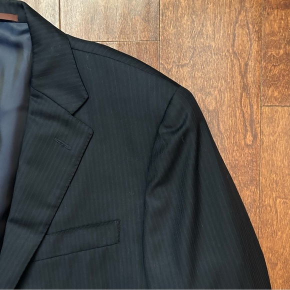 Hickey Freeman for Nordstrom Men's Black Pinstripe Blazer, 100% Wool, Size 42R - Picture 4 of 16